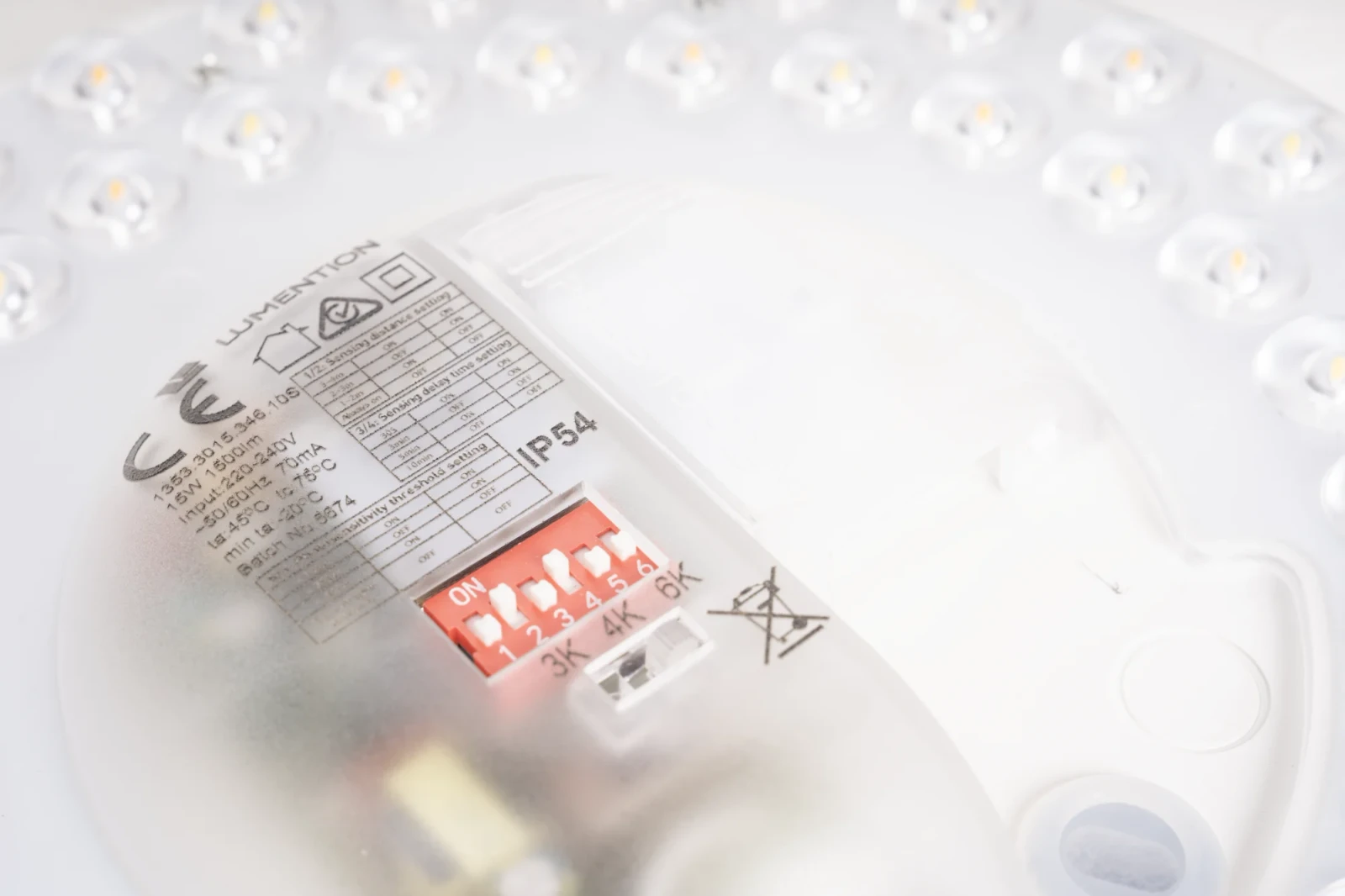 LED Wand- en Plafondarmatuur, 15W, 3CCT, IP54, Microwave Sensor, Wit