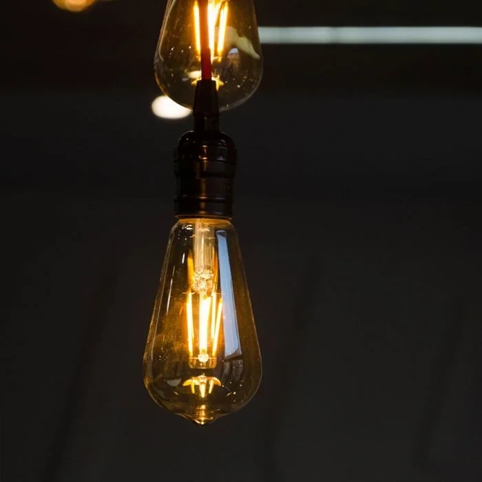 LED Filament Lamp ST64, 6W, 2200K Warm Amber, E27, 500 lumen