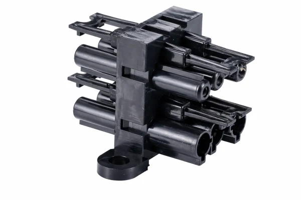 GST18i3 T-splitter, 1 in, 3 uit, Female naar 3x Male